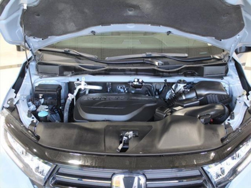 Certified 2023 Honda Odyssey Sport image 31