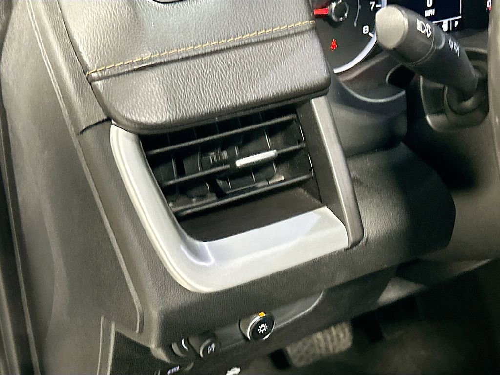 Used 2018 GMC Terrain SLE image 10