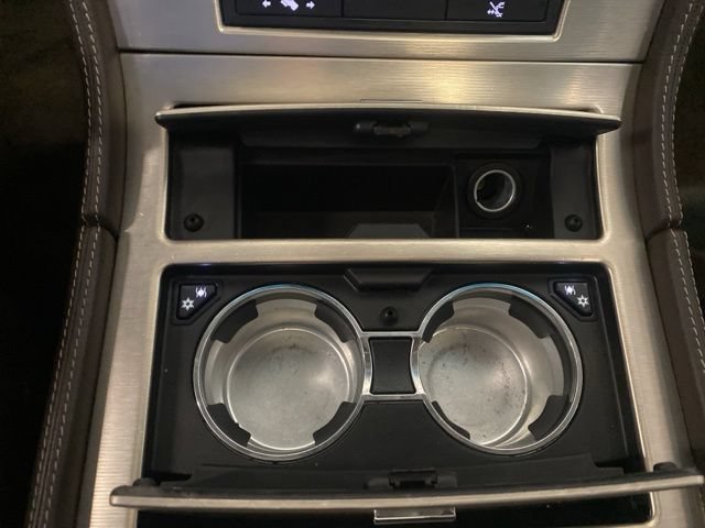Used 2013 Cadillac Escalade ESV Platinum AWD/4WD image 24