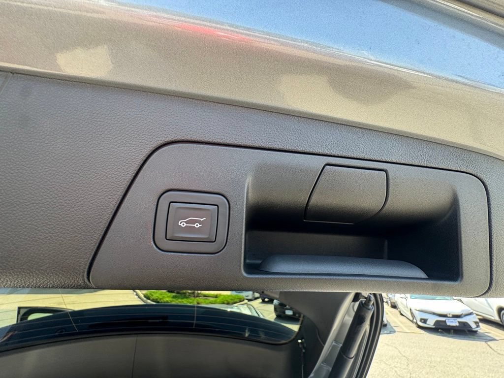 Used 2025 Buick Envision Sport Touring AWD/4WD image 30
