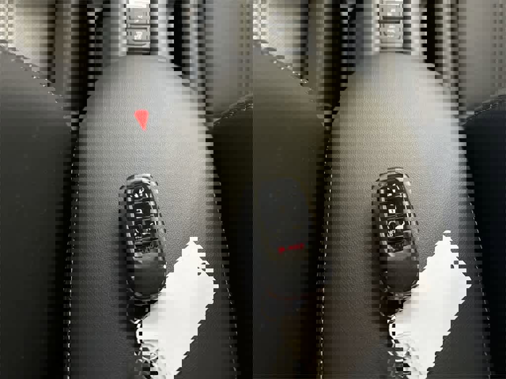 Certified 2024 Honda HR-V EX-L image 35