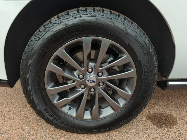 Used 2021 Ford Expedition Max Limited RWD image 30