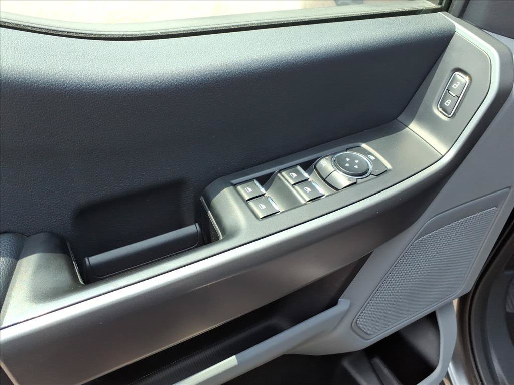 Used 2025 Ford F250 XLT AWD/4WD image 19