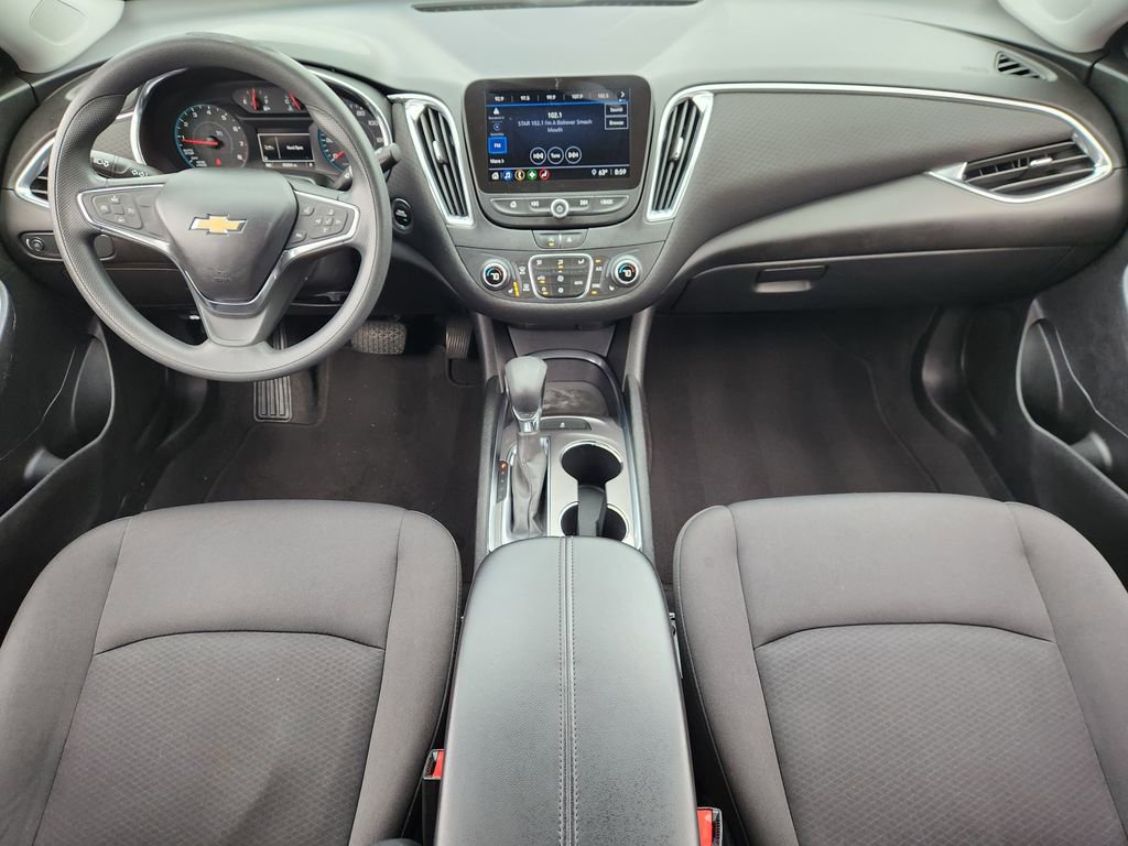 Used 2021 Chevrolet Malibu LT image 26