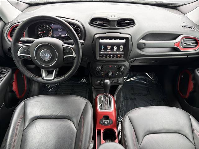 Used 2019 Jeep Renegade Trailhawk AWD/4WD image 24