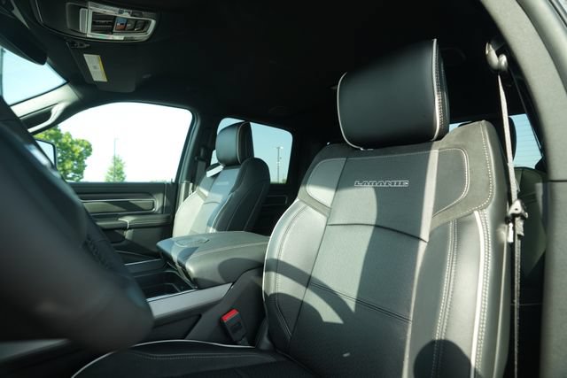 New 2026 RAM 2500 Laramie w/ Night Edition AWD/4WD image 39