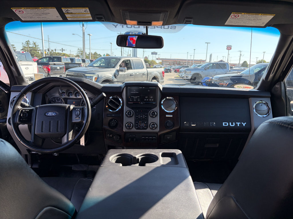 Used 2016 Ford F250 Lariat w/ Lariat Ultimate Package AWD/4WD image 27