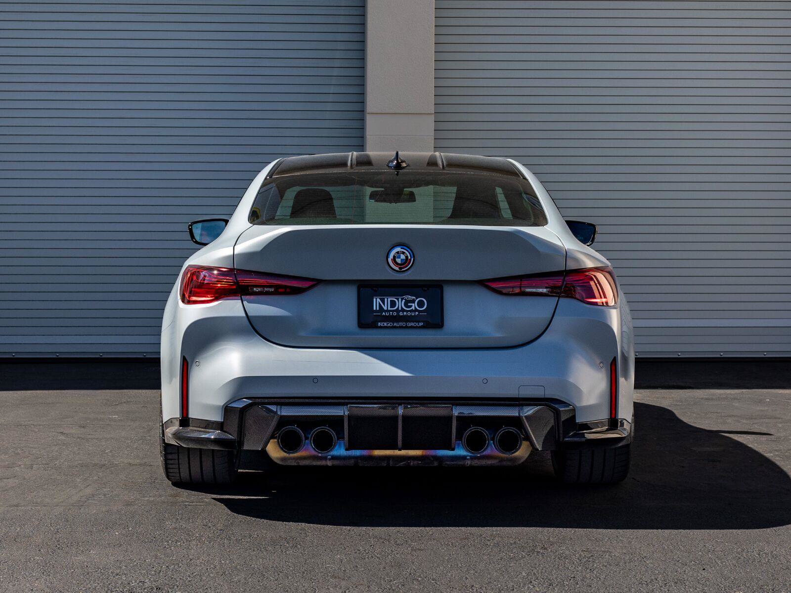 Used 2023 BMW M4 CSL RWD image 5