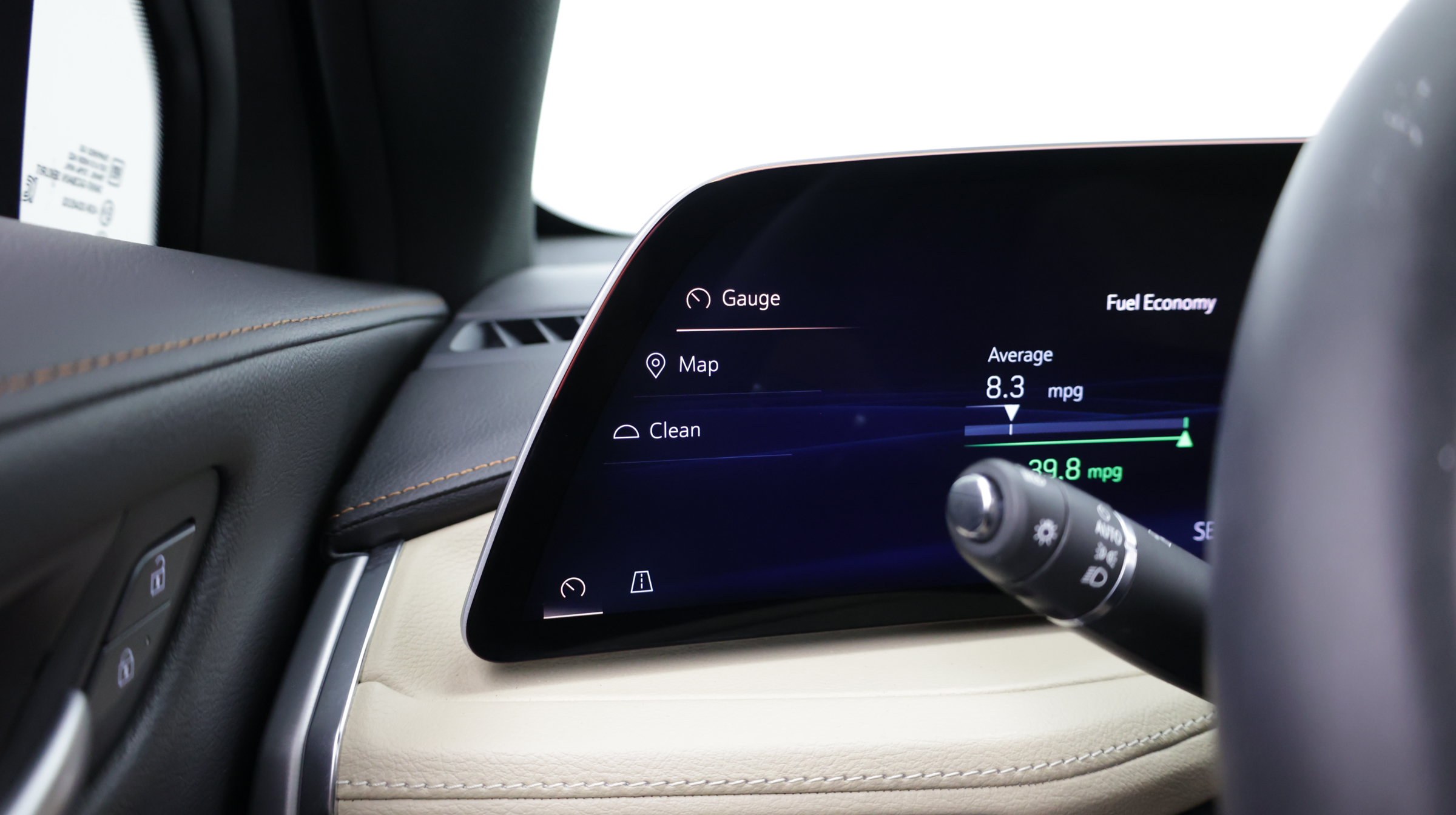 Used 2025 Cadillac XT4 Premium Luxury w/ Cold Weather Package FWD image 24