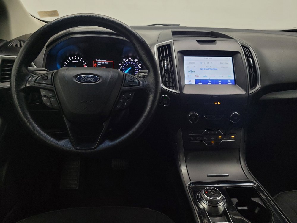Used 2020 Ford Edge SE image 22