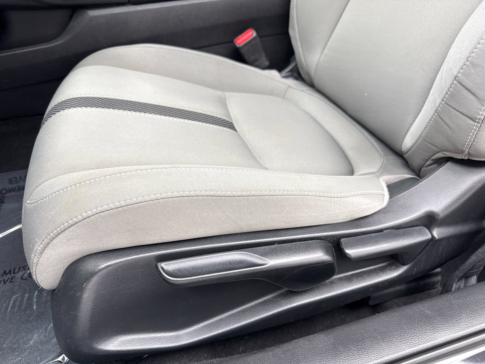 Used 2019 Honda Civic LX image 33