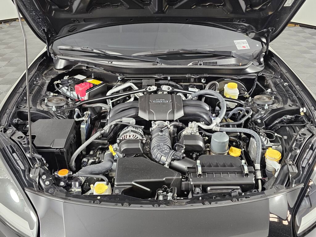 Used 2025 Toyota GR86 Premium w/ ALL Weather Mat Package (TMS) image 9