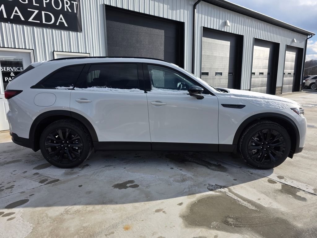 New 2026 MAZDA CX-90 Plug-In Hybrid w/Premium Sport image 4