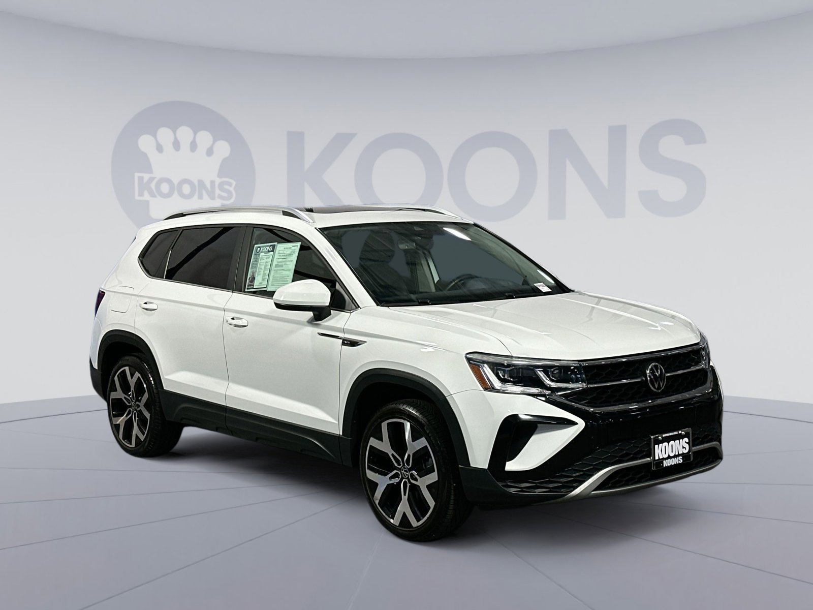 Used 2022 Volkswagen Taos SEL image 10