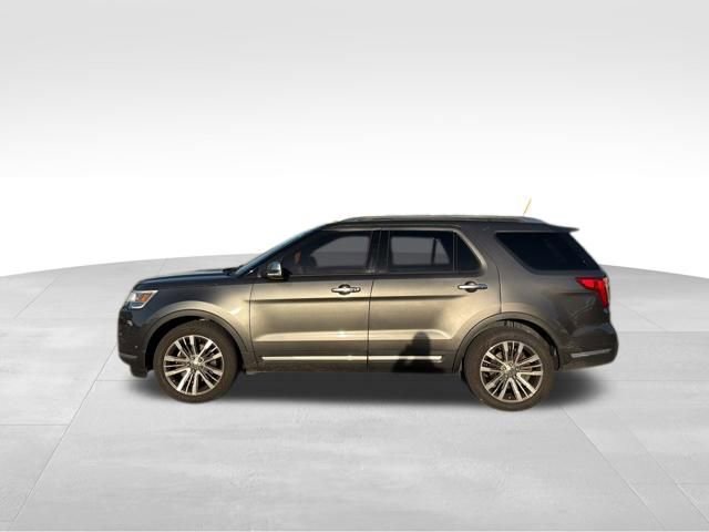 Used 2019 Ford Explorer Platinum AWD/4WD image 6