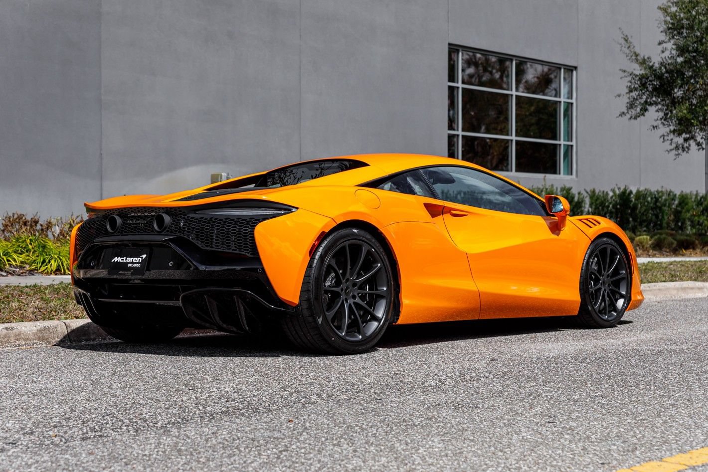New 2026 McLaren Artura RWD image 6