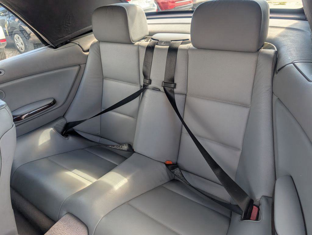 Used 2003 BMW 330Ci Convertible image 19