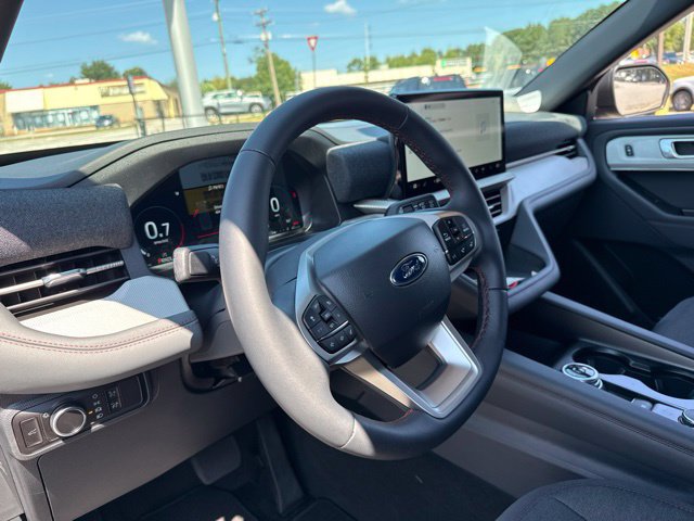 New 2027 Ford Explorer Active RWD image 28