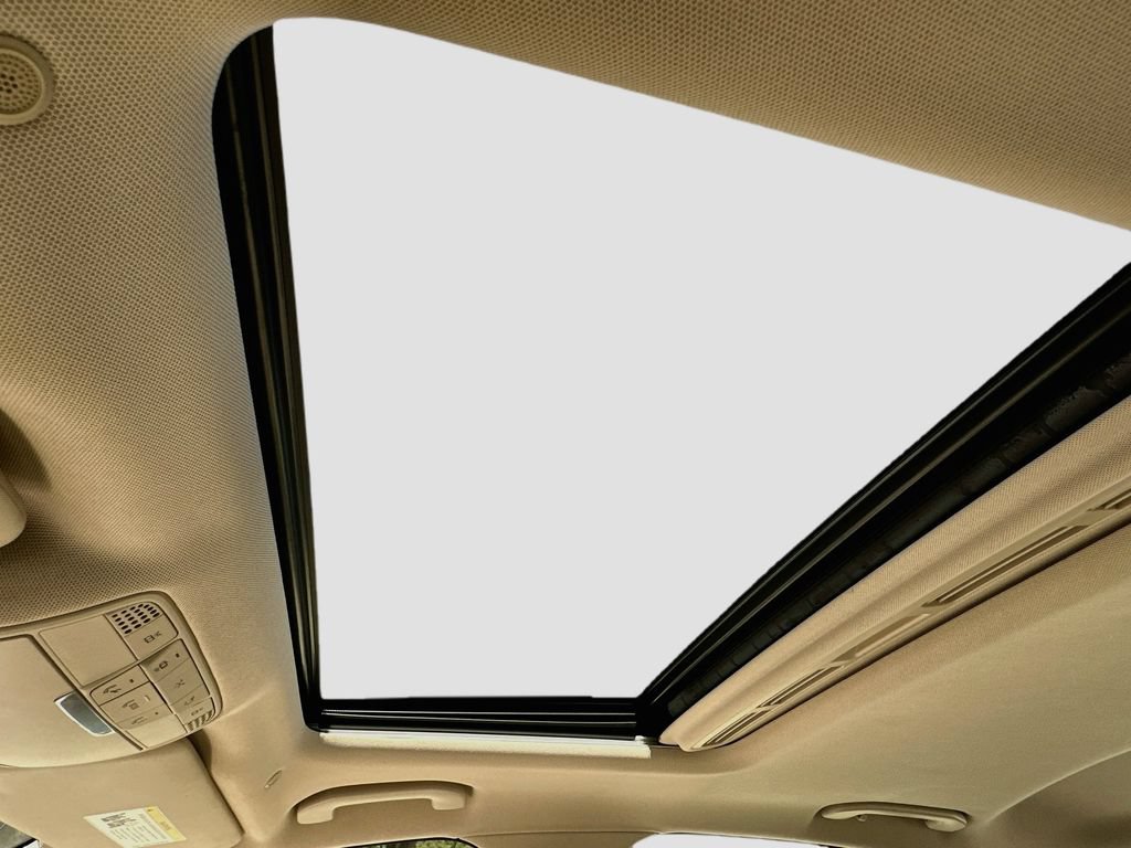 Certified 2018 Mercedes-Benz E 300 image 23