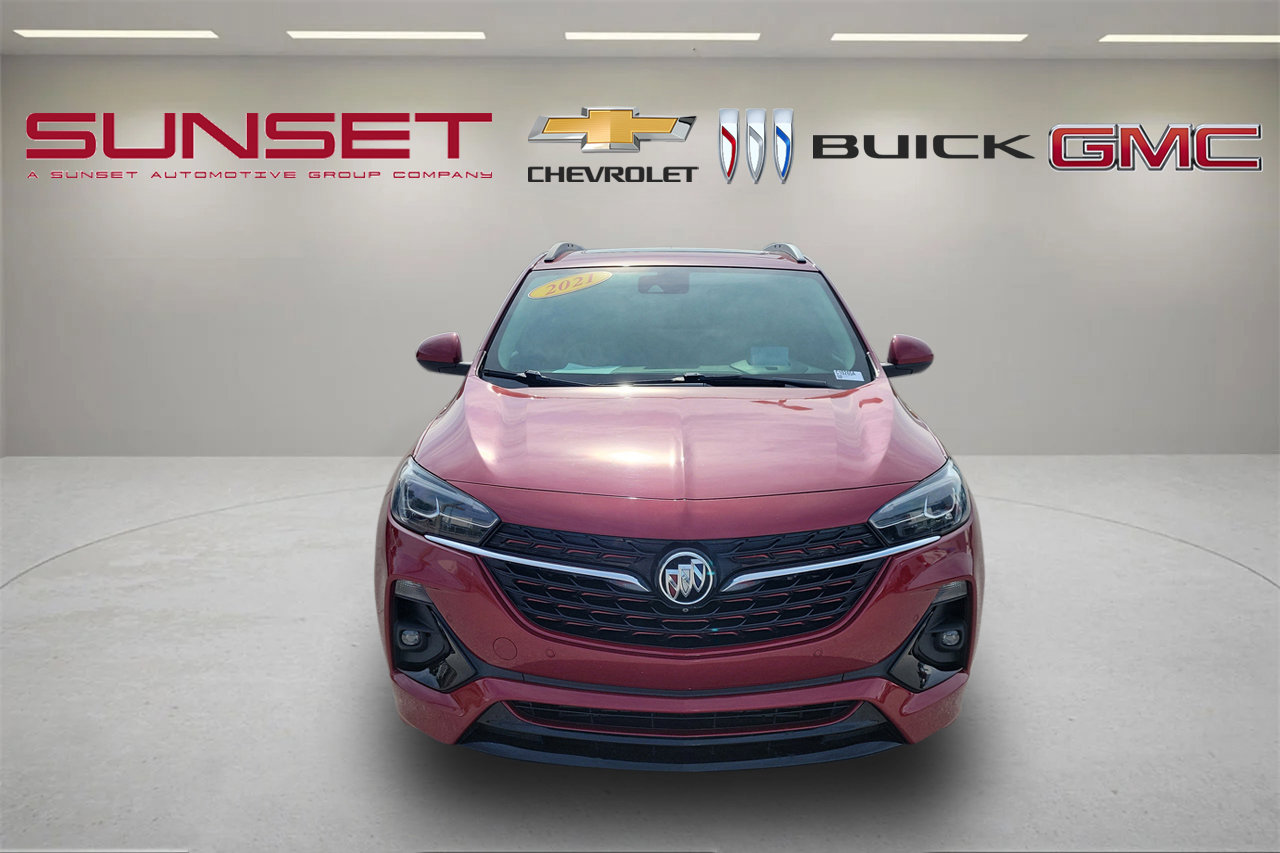 Certified 2021 Buick Encore GX Essence w/ Advanced Technology Package image 2