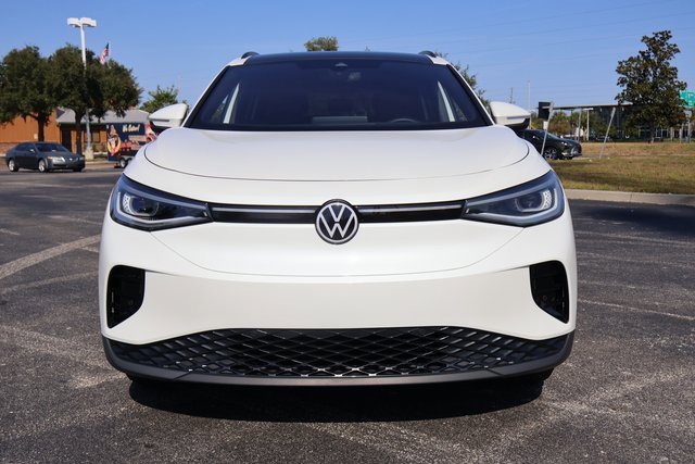 Used 2023 Volkswagen ID.4 Pro S image 2