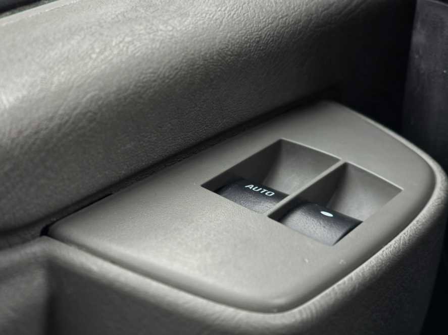 Used 2017 GMC Savana 2500 image 27