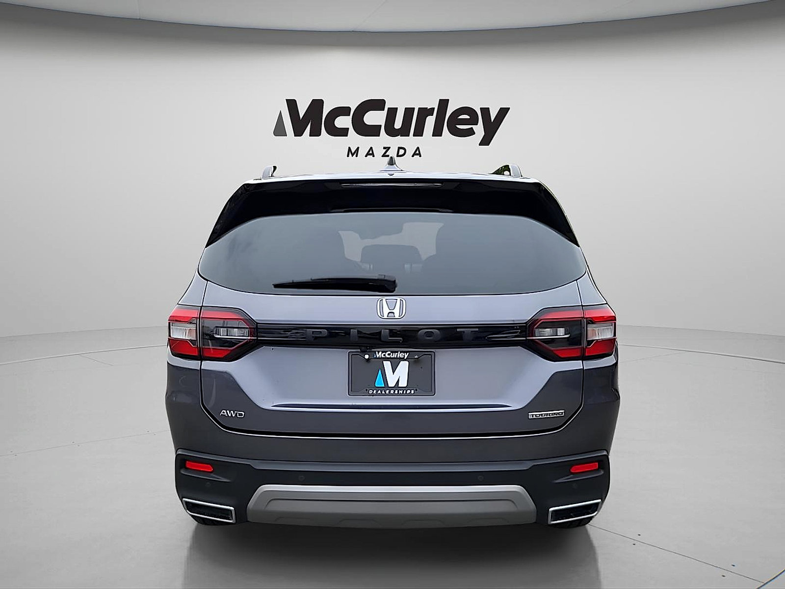 Used 2024 Honda Pilot Touring image 6
