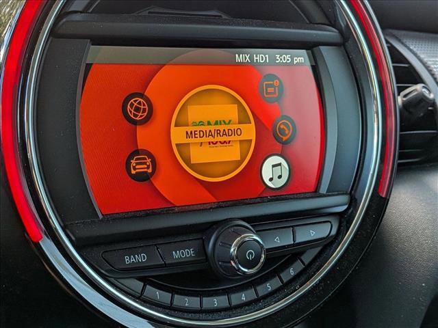 Used 2019 MINI Cooper 2-Door Hardtop image 7