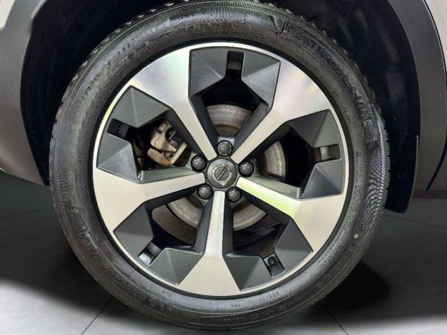 Used 2023 Volvo XC40 B5 Plus w/ Driver Assist Package AWD/4WD image 20