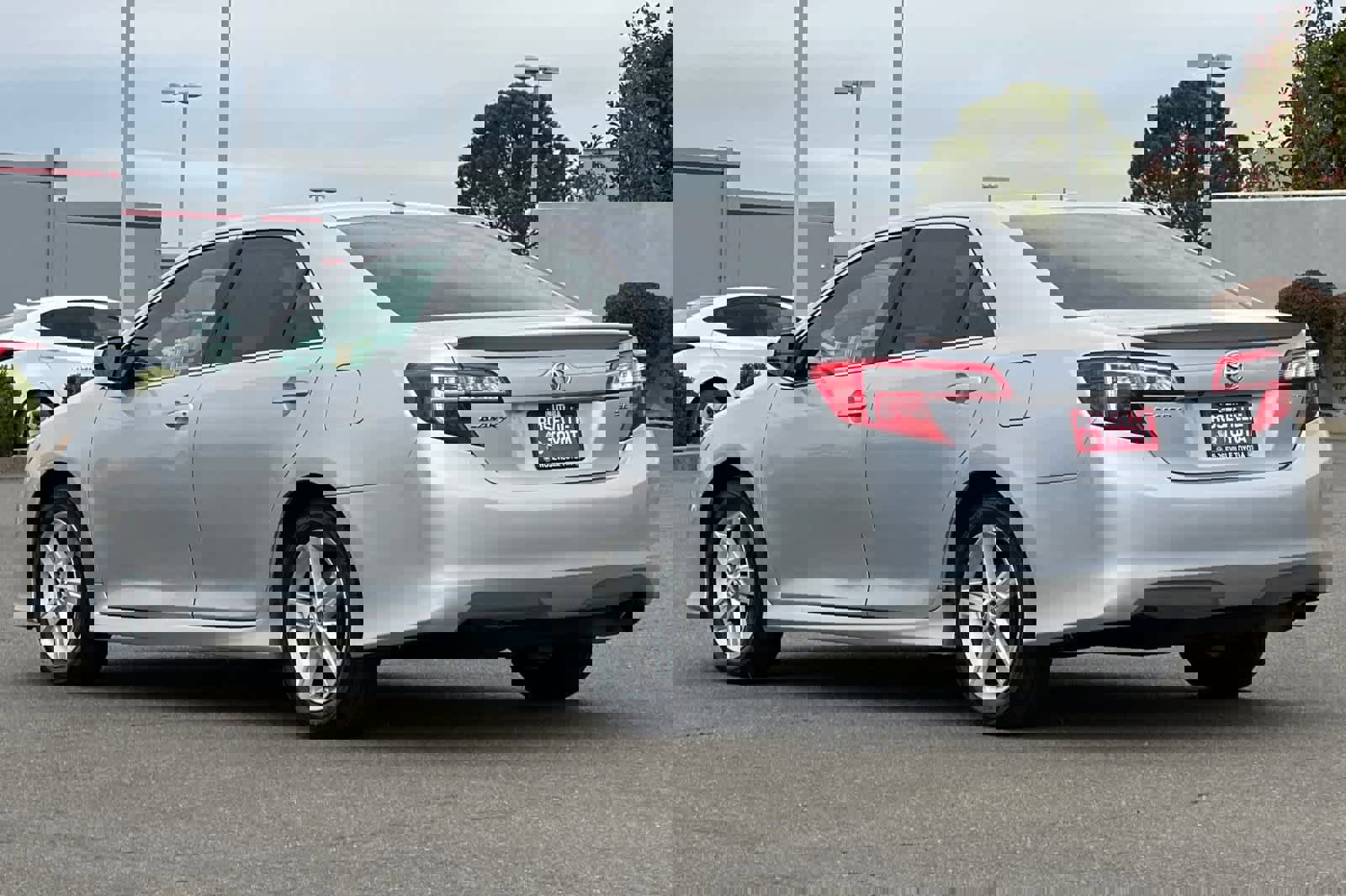 Used 2013 Toyota Camry SE w/ Convenience Pkg image 7