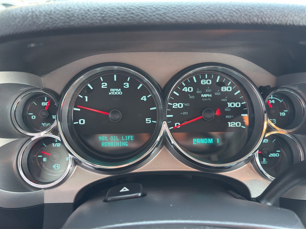 Used 2011 Chevrolet Silverado 2500 LT w/ Interior Plus Package AWD/4WD image 23