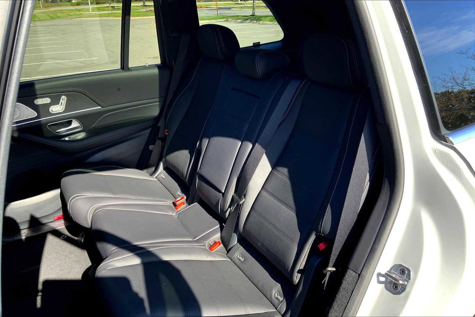 New 2026 Mercedes-Benz GLS 450 4MATIC image 13