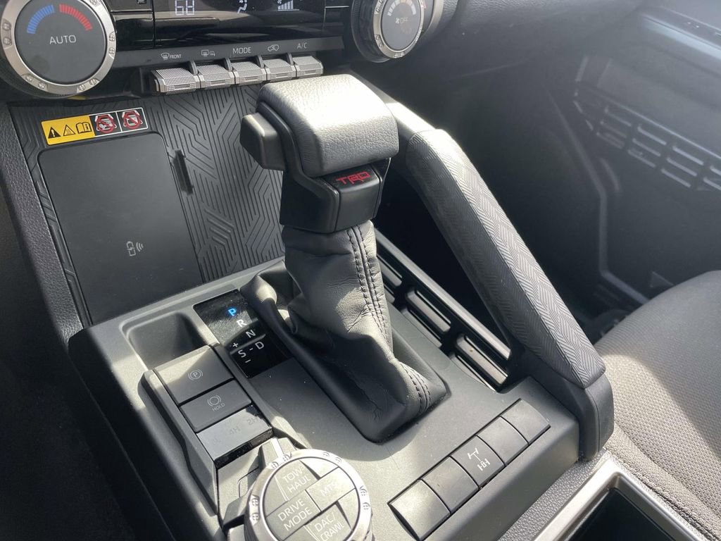 Used 2025 Toyota 4Runner TRD Off-Road image 41