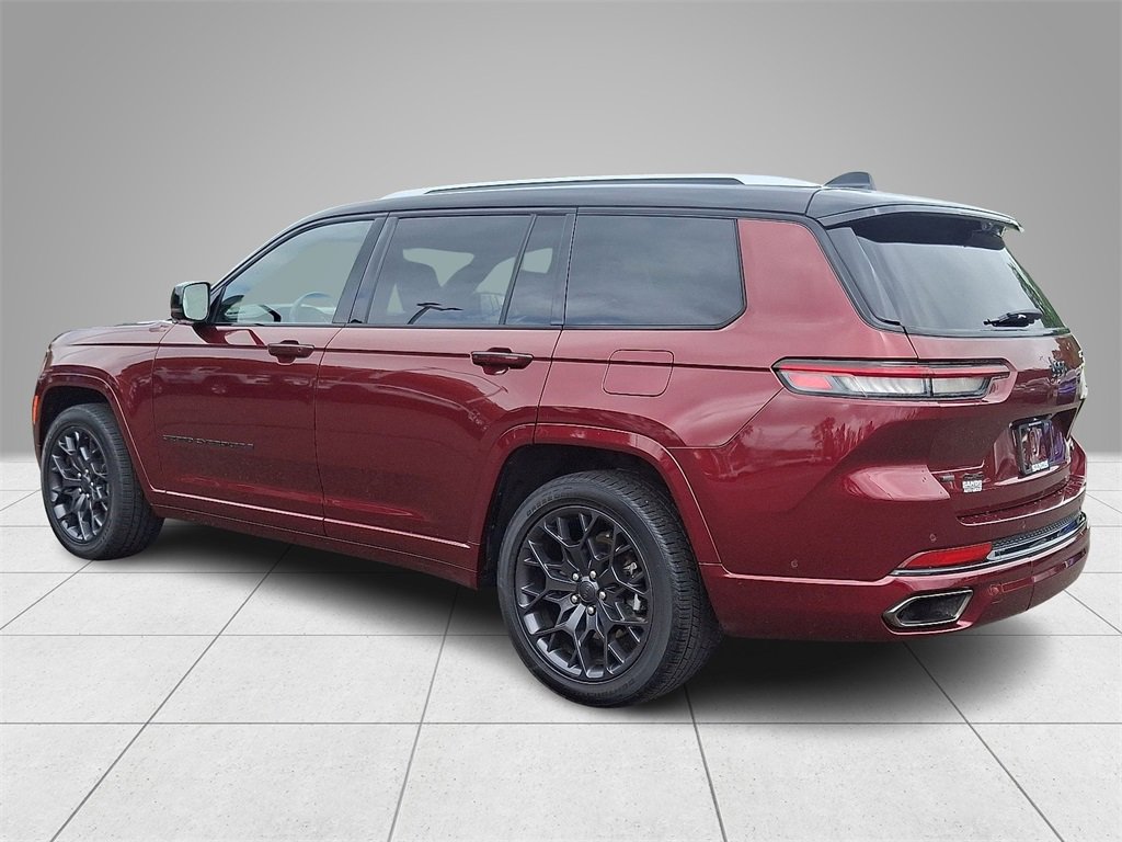 Used 2023 Jeep Grand Cherokee L Summit w/ Advanced Protech Group IV image 6