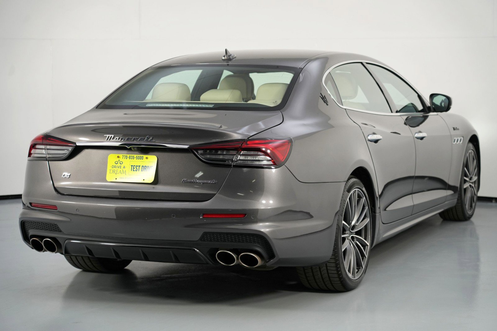 Used 2022 Maserati Quattroporte Modena Q4 image 57