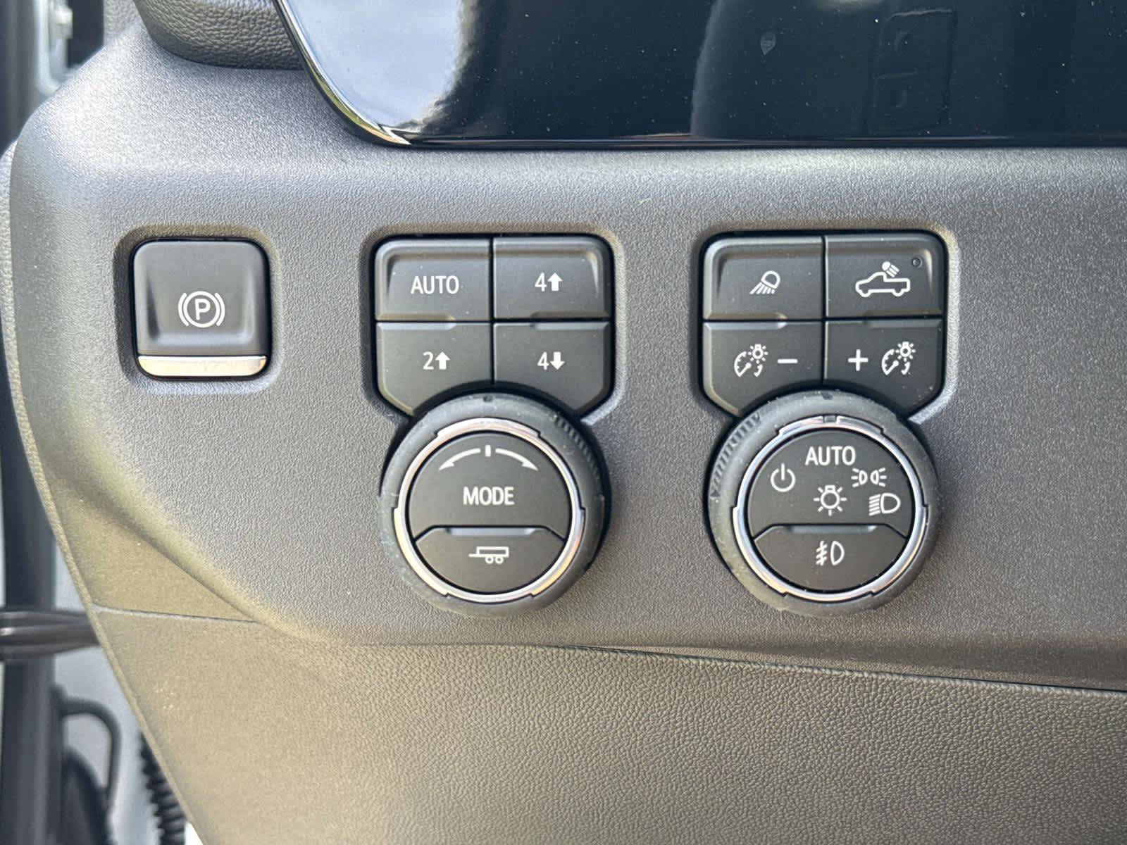 New 2026 Chevrolet Silverado 1500 LT Trail Boss w/ LT Trail Boss Premium Package AWD/4WD image 13