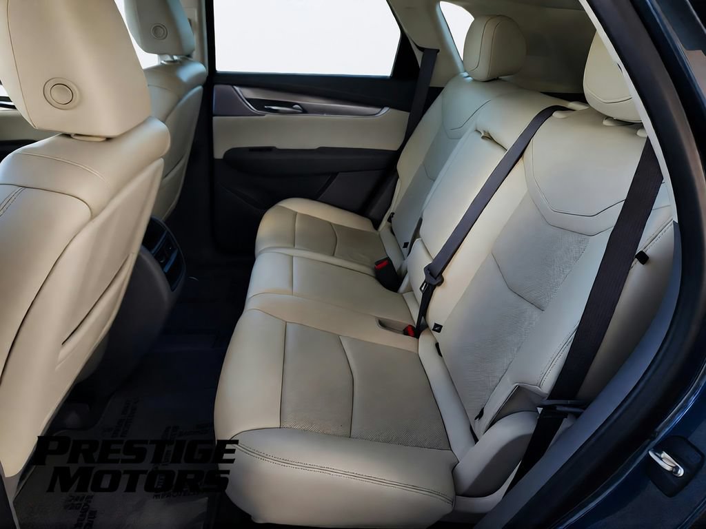 Used 2020 Cadillac XT5 Premium Luxury AWD/4WD image 23