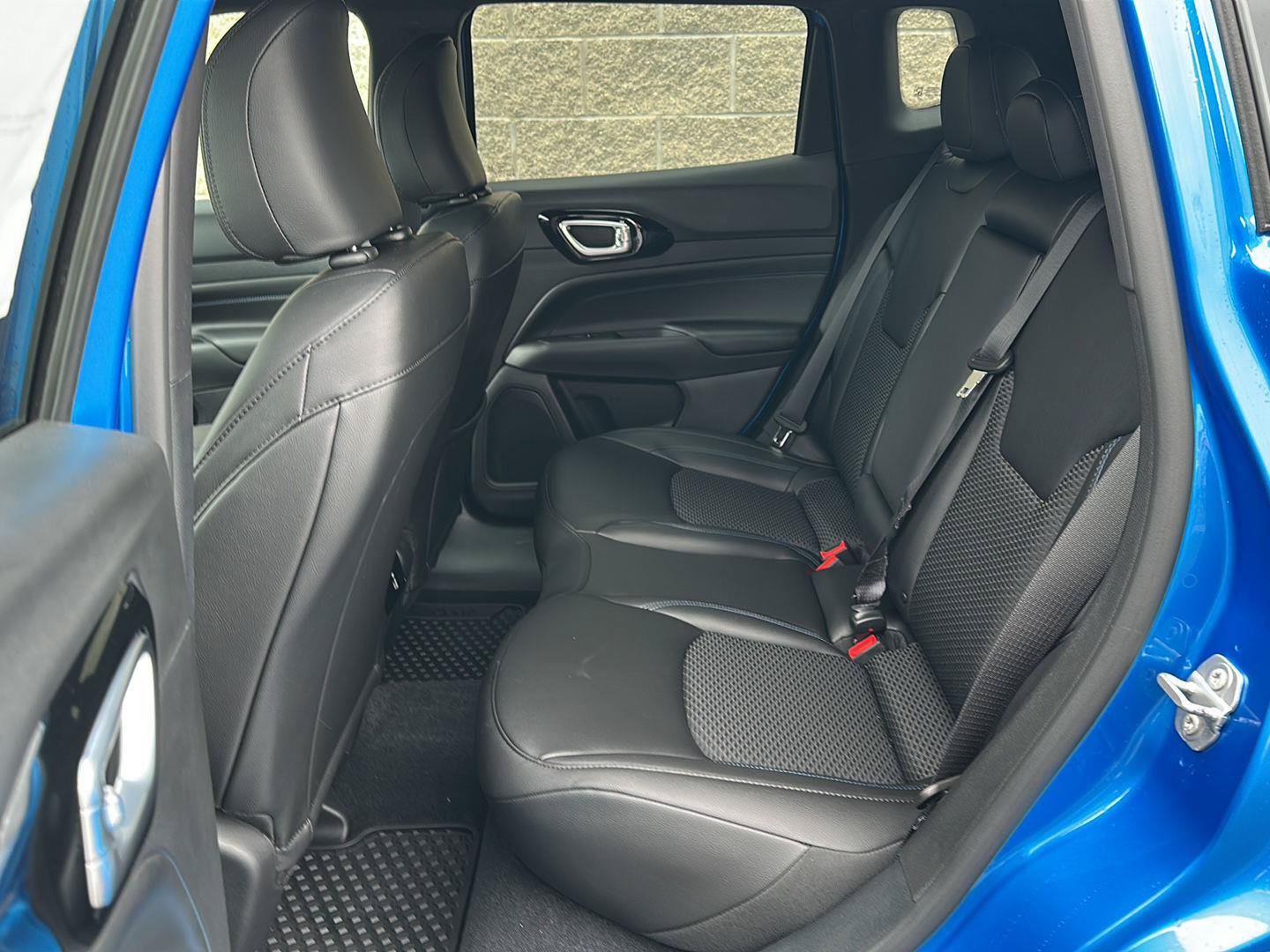 New 2026 Jeep Compass Latitude AWD/4WD image 29