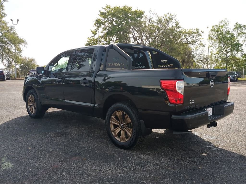 Used 2024 Nissan Titan SV w/ SV Bronze Edition Package RWD image 6