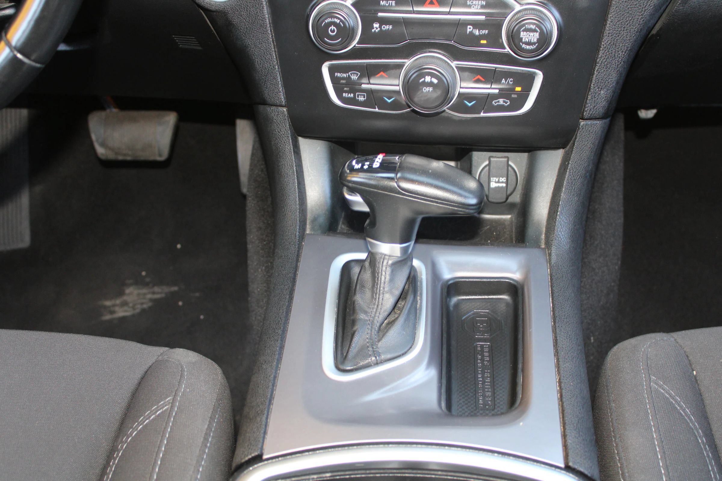 Used 2023 Dodge Charger SXT RWD image 15