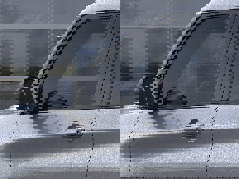 New 2025 Ford Explorer Active image 20