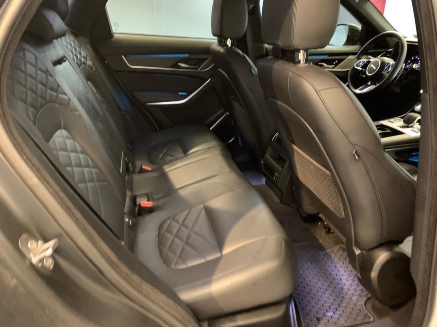 Used 2023 Jaguar F-PACE S AWD/4WD image 47