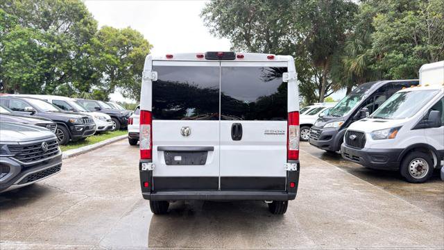 Used 2025 RAM ProMaster 2500 w/ U-Haul Equipment Group FWD image 7