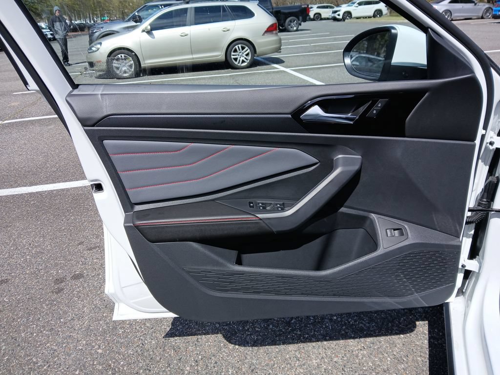 New 2026 Volkswagen Jetta GLI Autobahn FWD image 10