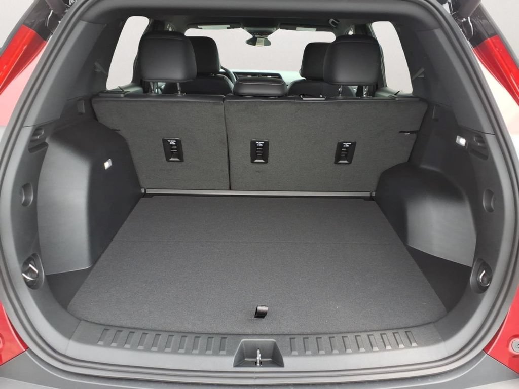 New 2027 GMC Terrain Elevation w/ Elevation Premium Package FWD image 19