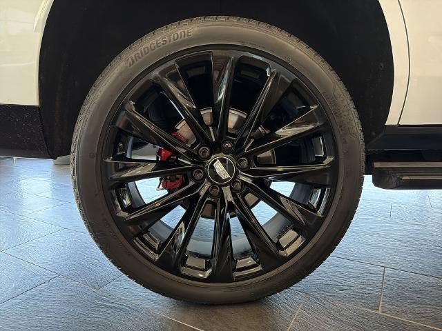 Certified 2026 Cadillac Escalade Platinum Sport w/ LPO, ONYX Package AWD/4WD image 16