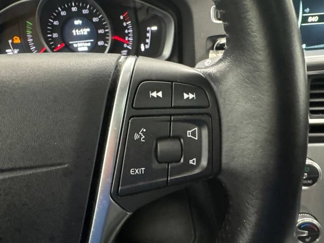 Used 2017 Volvo S60 T5 Dynamic FWD image 12
