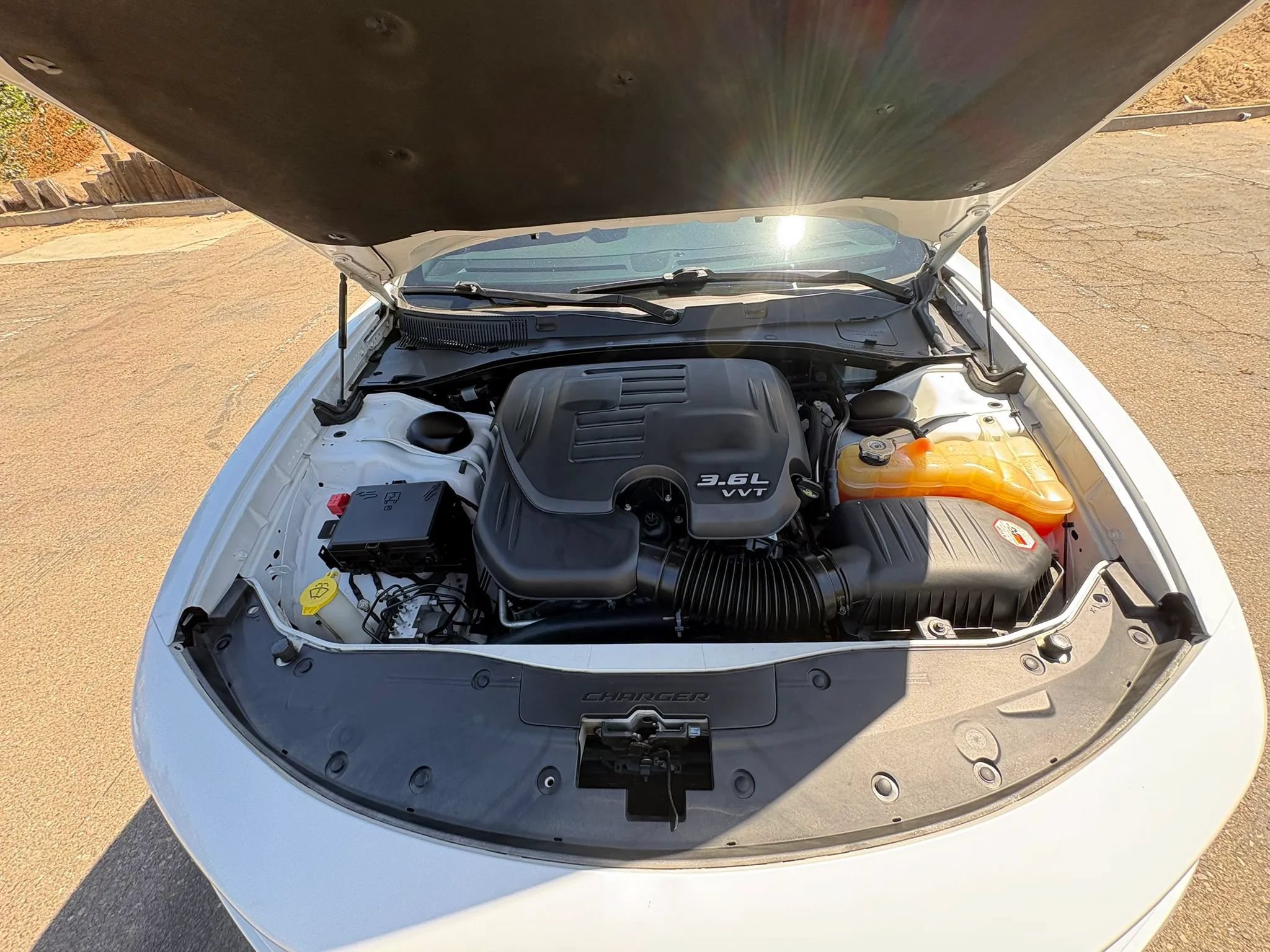 Used 2017 Dodge Charger SE RWD image 13