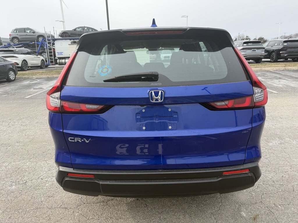Used 2023 Honda CR-V LX image 4