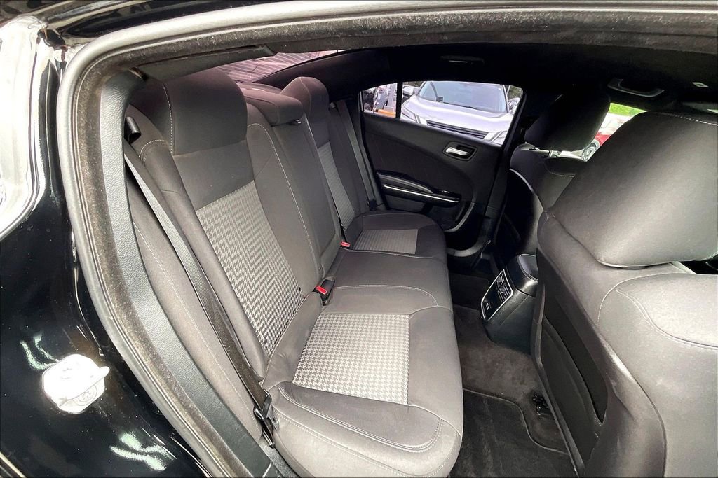 Used 2019 Dodge Charger R/T RWD image 37
